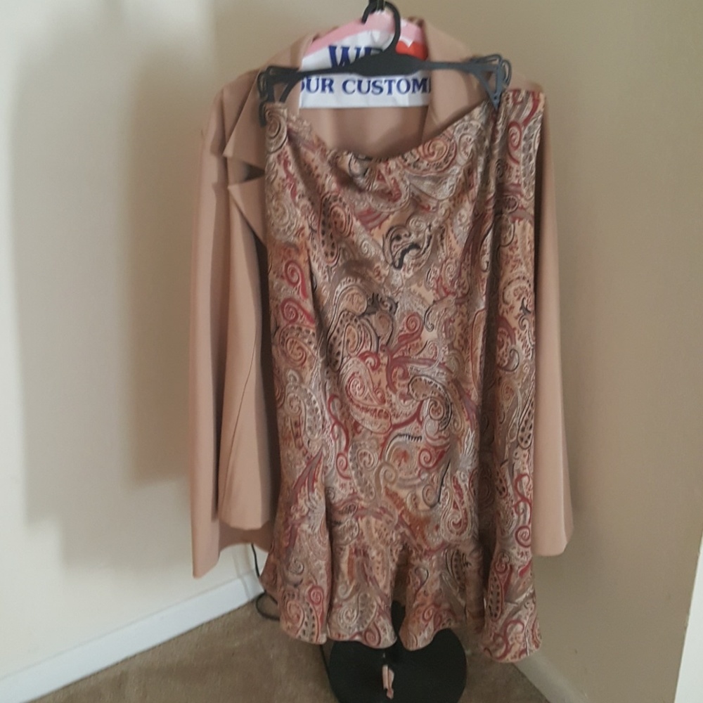 2Pcs Blazer & Match Skirt Set (Tan)